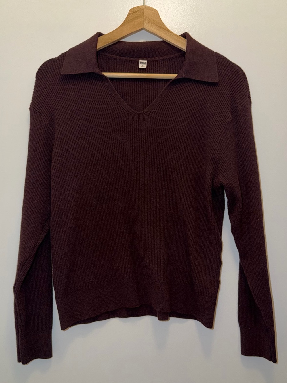 Uniqlo Dark Brown/Eggplant V-Neck Collared Women's Sweater Size Small